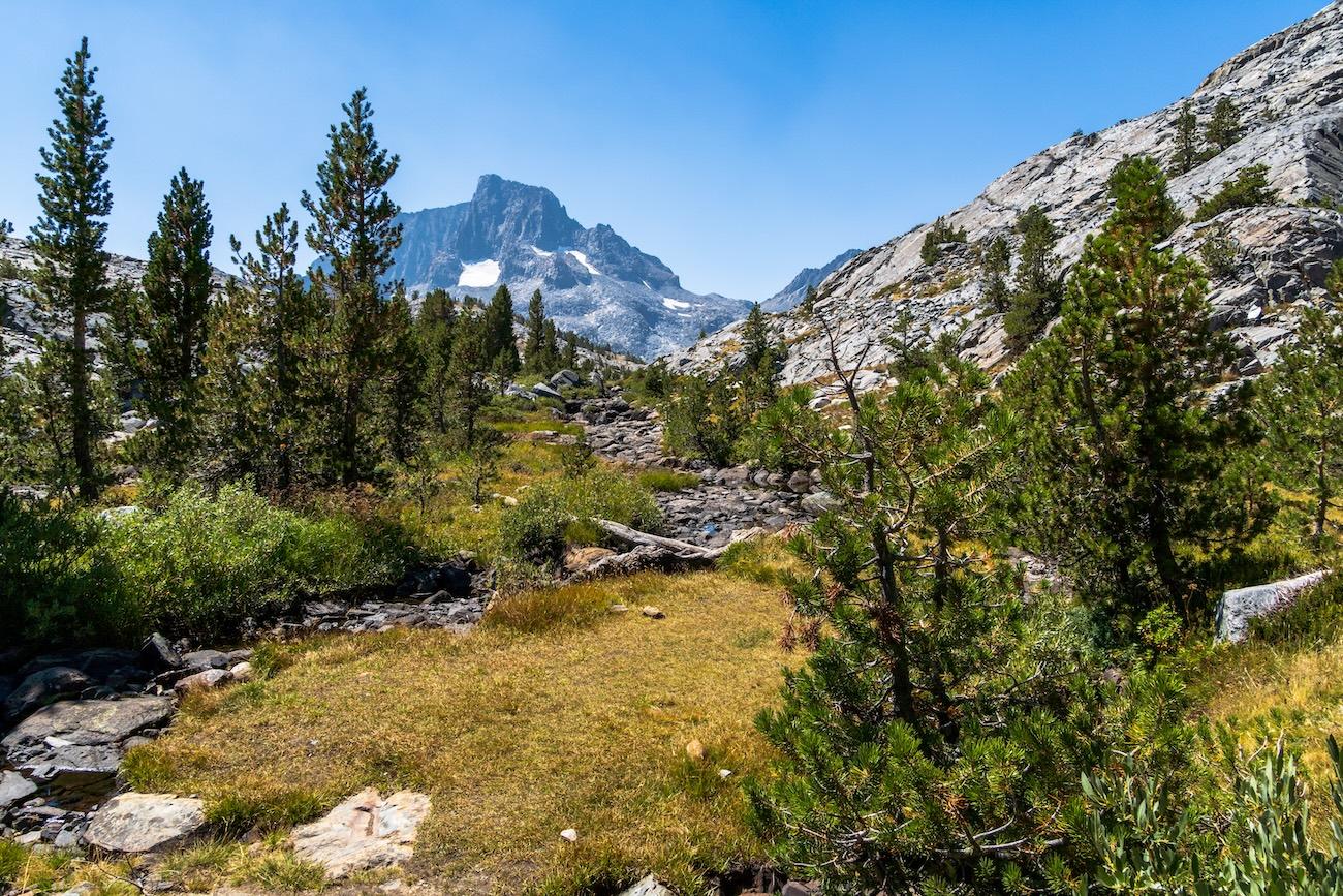 Views along the Pacific Crest Trail near Thousand Island Lake in Ansel Adams Wilderness of the Sierras