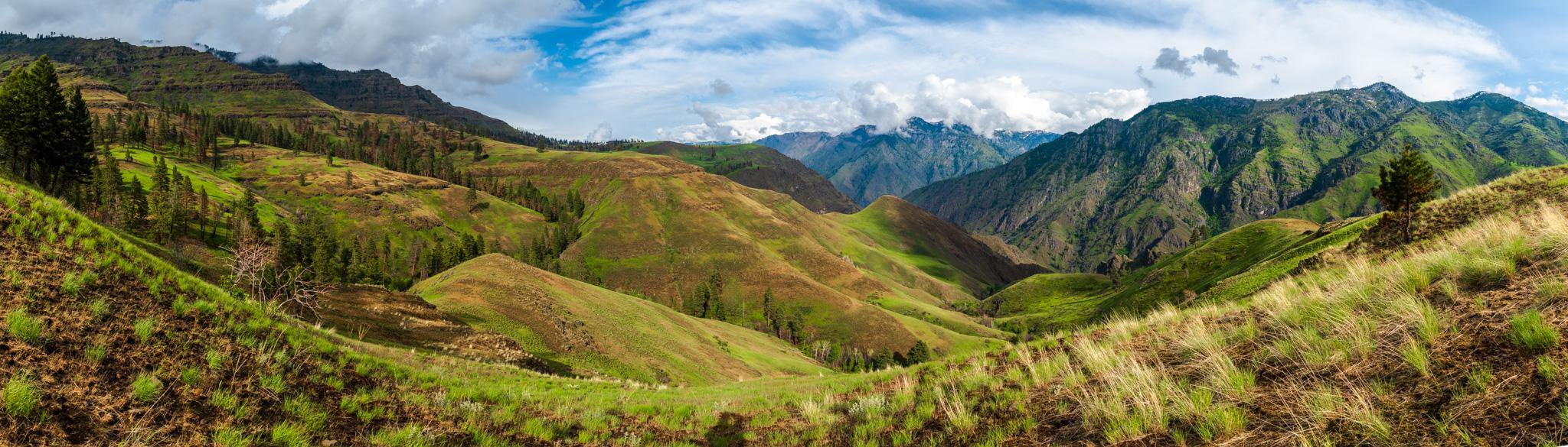 Panoramic views from the Bench Trail in Hells Canyon