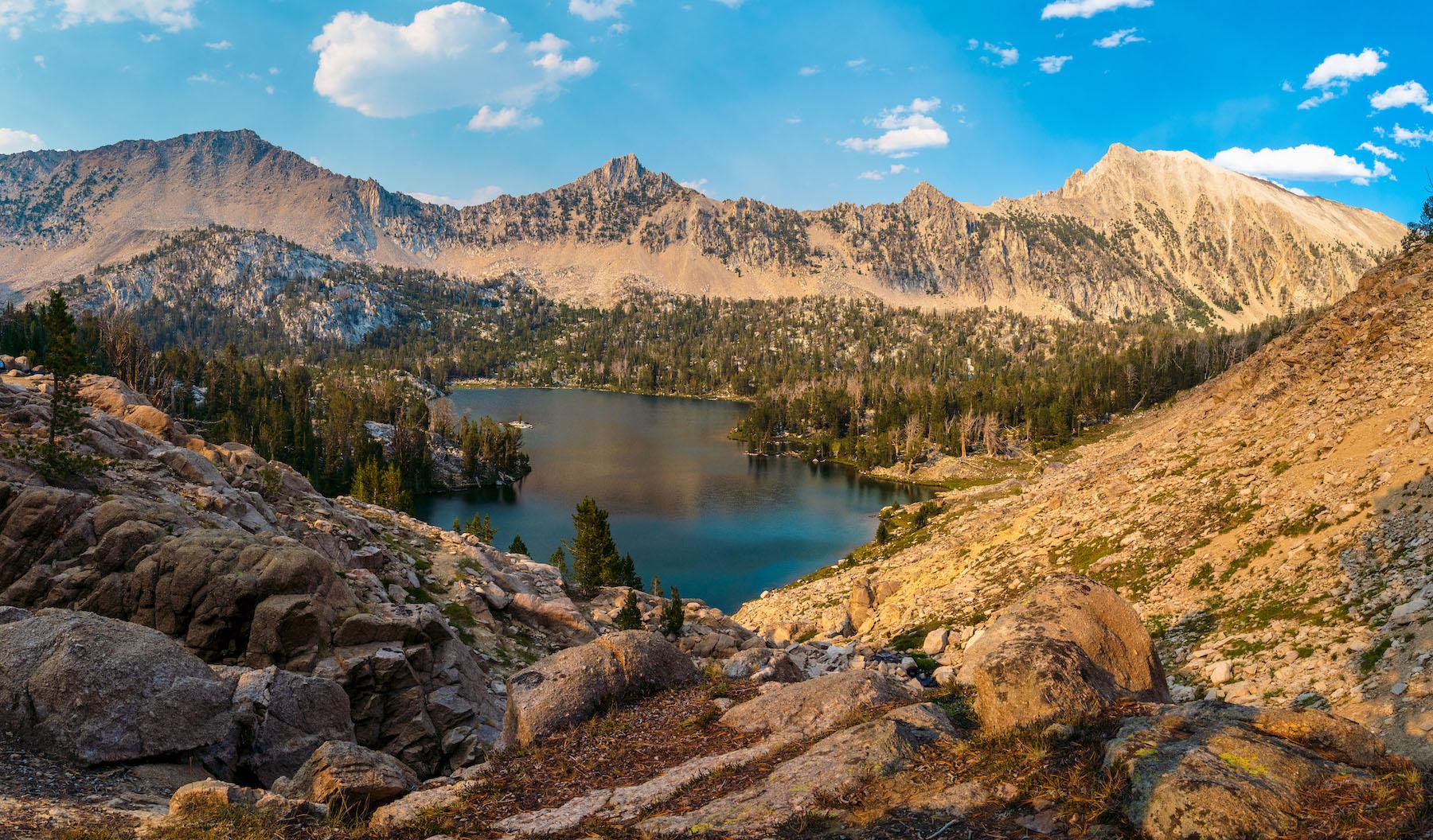 Hummock Lake in the  Boulder Chain Lakes Basin along the White Clouds Loop