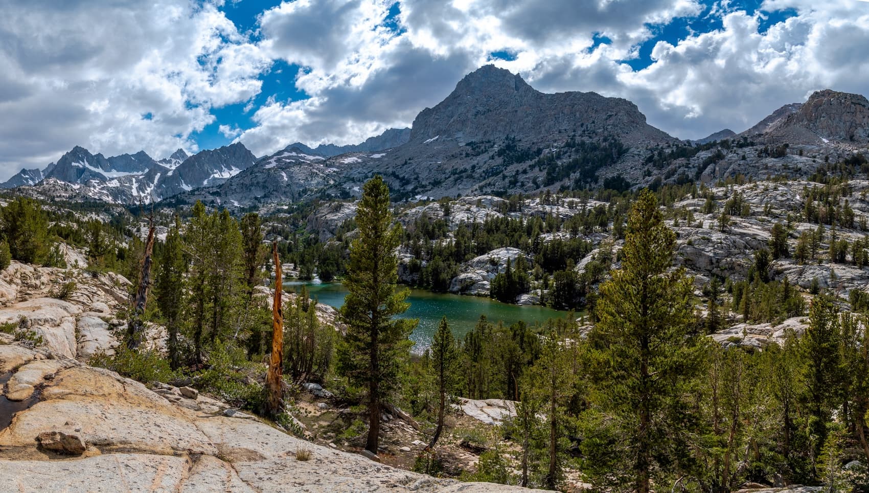 Panoramic shot of Dingleberry Lake and the Sabrina Basin
