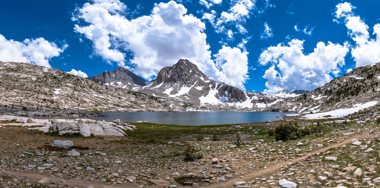 Sapphire Lake in the Evolution Basin of Kings Canyon National Park