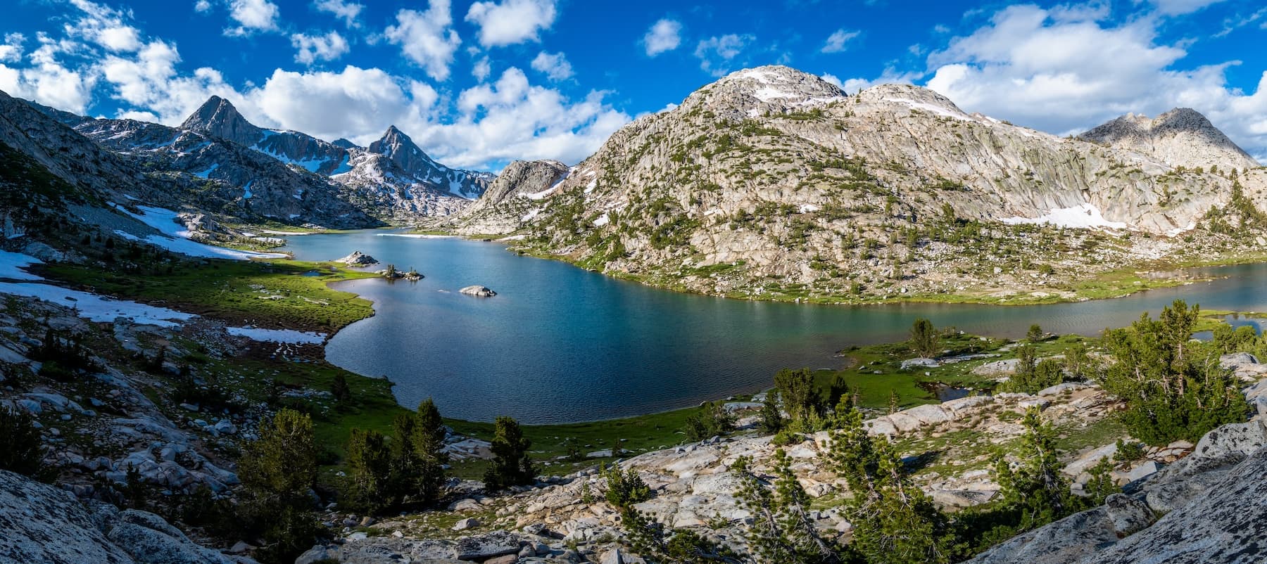 Morning light at Evolution Lake in Kings Canyon National Park