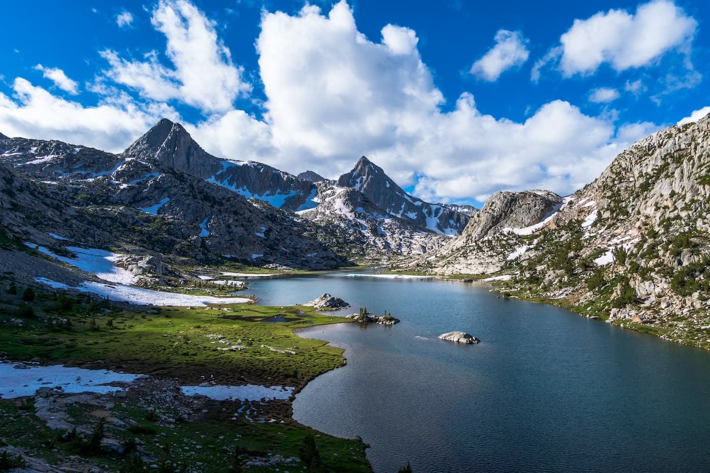 Morning light at Evolution Lake in Kings Canyon National Park
