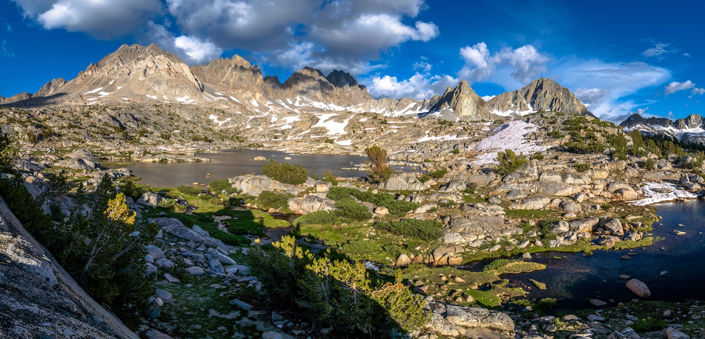 Beautiful alpine lake in the Dusy Basin of Kings Canyon National Park in the Sierras