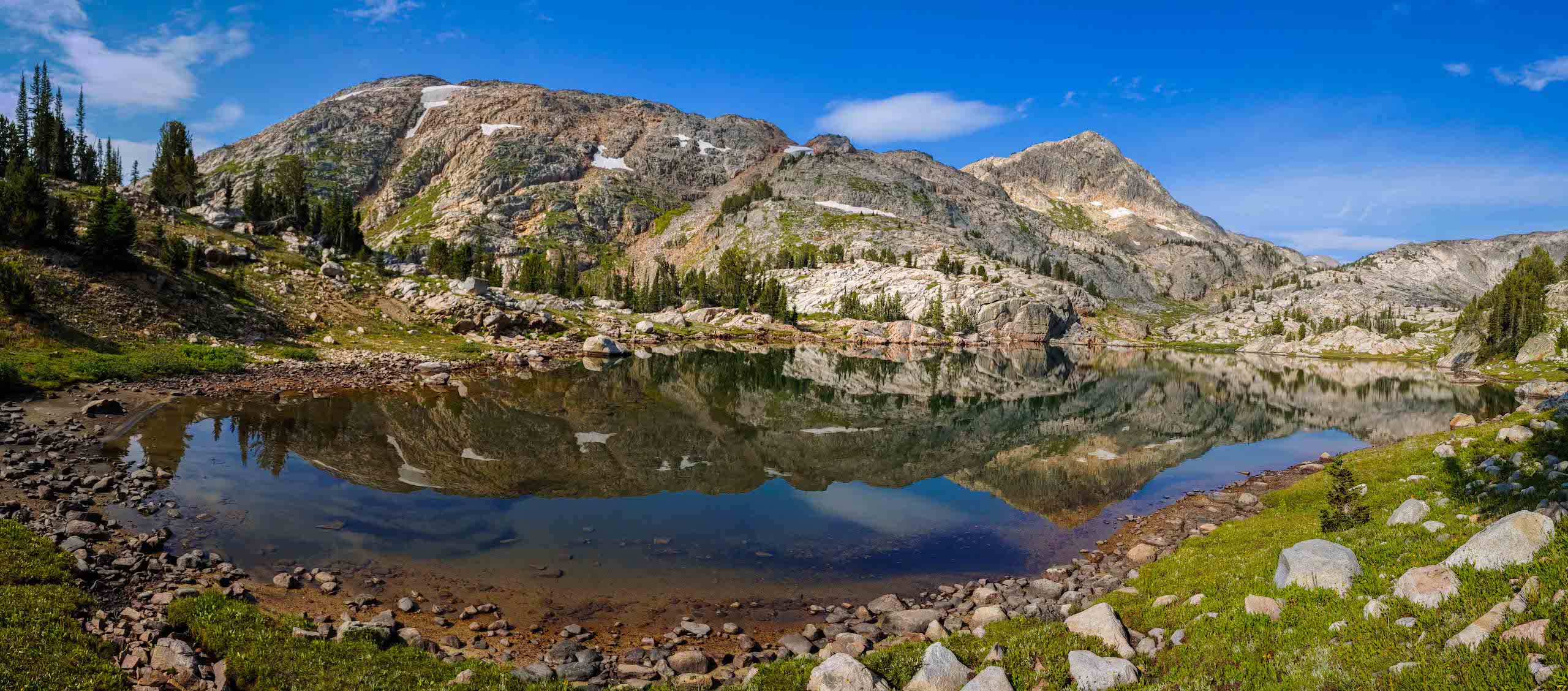 Ollie Lake in Montana's Bear Tooth Mountains
